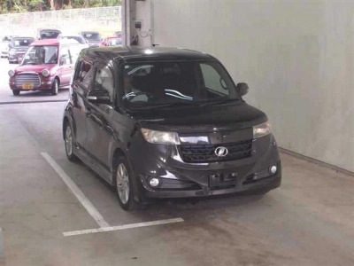TOYOTA BB