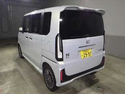 HONDA N BOX CUSTOM