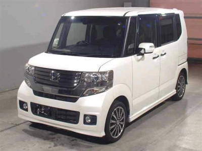 HONDA N BOX CUSTOM