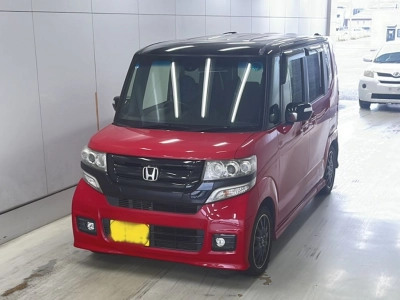 HONDA N BOX CUSTOM
