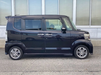 HONDA N BOX CUSTOM