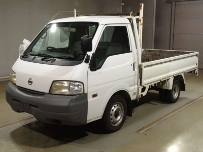 NISSAN VANETTE TRUCK