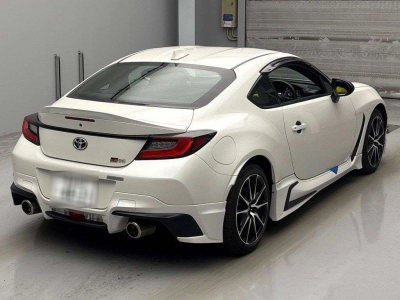 TOYOTA GR86