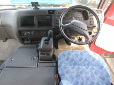 MITSUBISHI FUSO ROSA