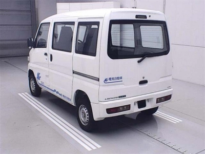 MITSUBISHI MINICAB