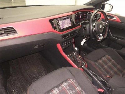 VOLKSWAGEN POLO GTI