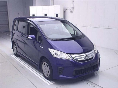 HONDA FREED