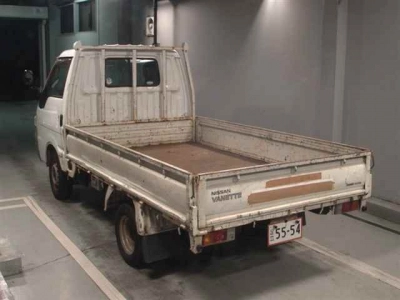 NISSAN VANETTE TRUCK