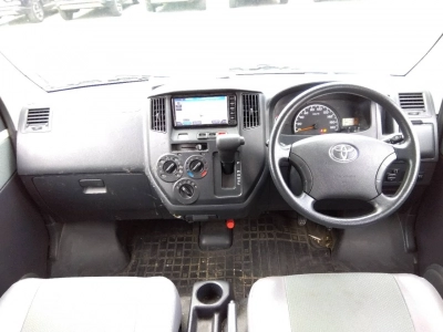 TOYOTA LITE ACE VAN