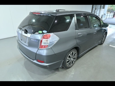 HONDA FIT SHUTTLE