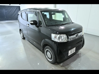 HONDA N-BOX SLASH