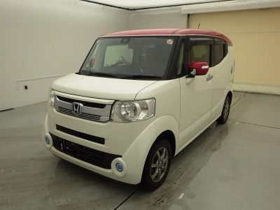 HONDA N-BOX SLASH