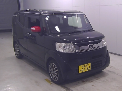 HONDA N-BOX SLASH