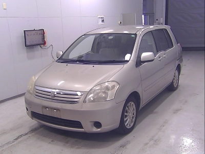 TOYOTA RAUM