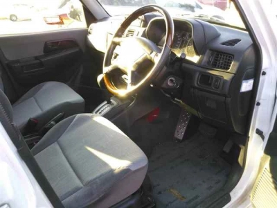 MITSUBISHI PAJERO IO