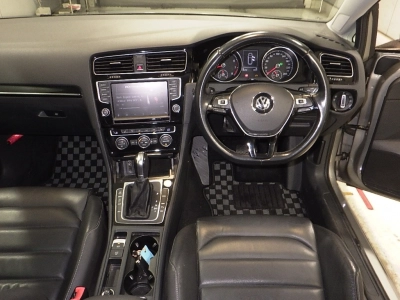 VOLKSWAGEN GOLF WAGON