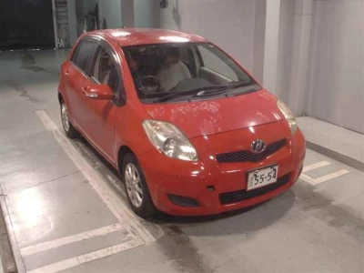 TOYOTA VITZ