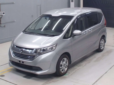 HONDA FREED + HYBRID