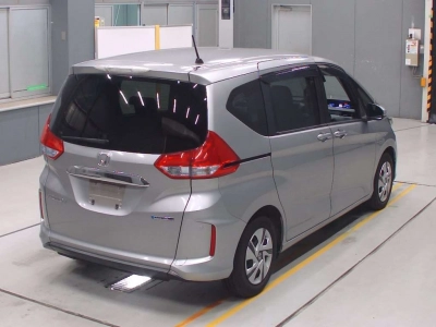 HONDA FREED + HYBRID