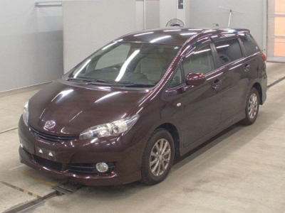 TOYOTA WISH