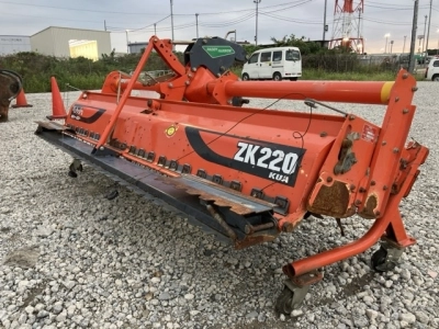 KUBOTA KUBOTA