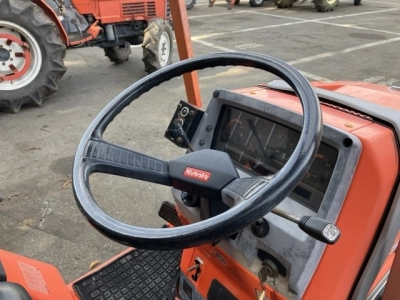 KUBOTA KUBOTA