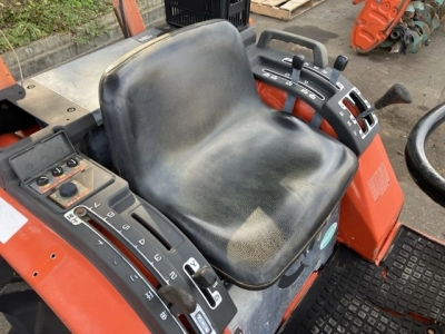 KUBOTA KUBOTA