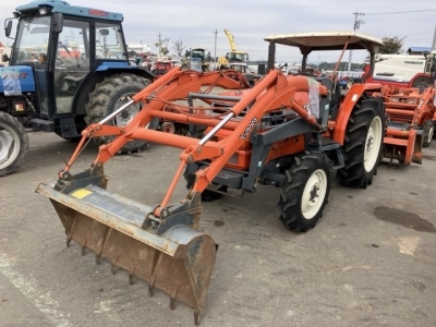 KUBOTA KUBOTA
