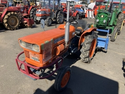 KUBOTA KUBOTA