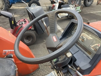 KUBOTA KUBOTA