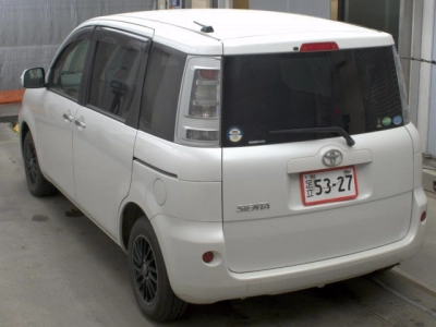 TOYOTA SIENTA