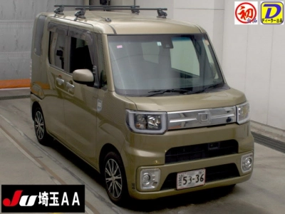 DAIHATSU WAKE