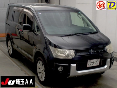 MITSUBISHI DELICA D:5