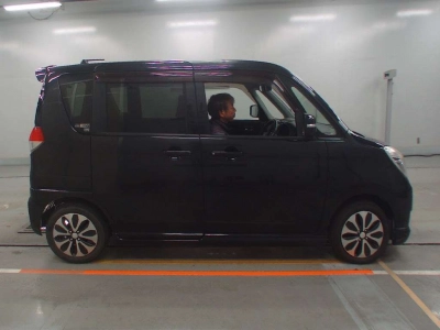 MITSUBISHI DELICA D:2