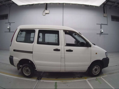 TOYOTA TOWN ACE VAN