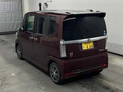 HONDA N BOX CUSTOM
