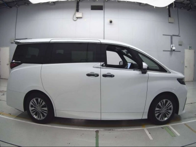 TOYOTA ALPHARD HYBRID