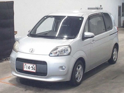 TOYOTA PORTE