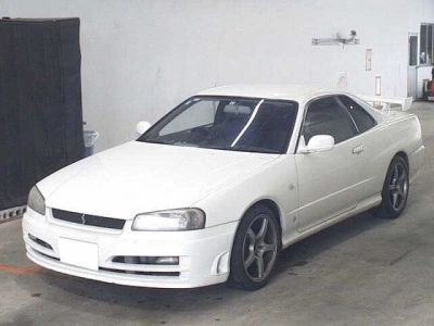 NISSAN SKYLINE