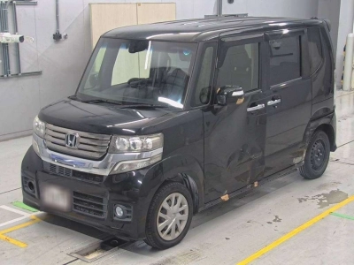HONDA N BOX CUSTOM