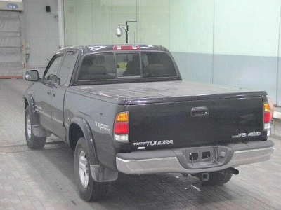 TOYOTA TUNDRA