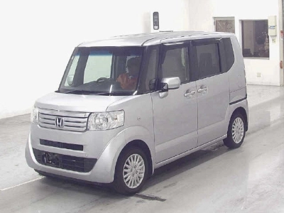 HONDA N BOX +
