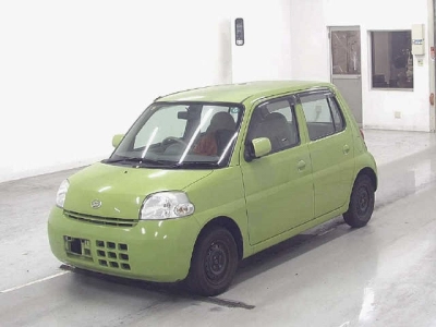 DAIHATSU ESSE