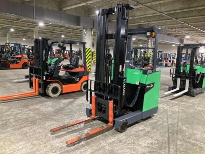 TOYOTA  FORKLIFT 