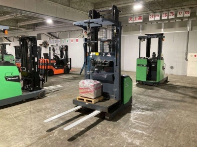 TOYOTA  FORKLIFT 