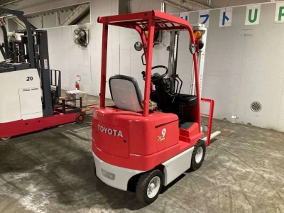TOYOTA  FORKLIFT 