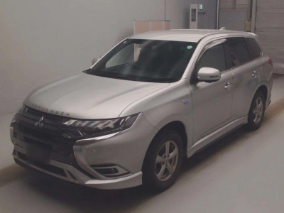 MITSUBISHI OUTLANDER PHEV