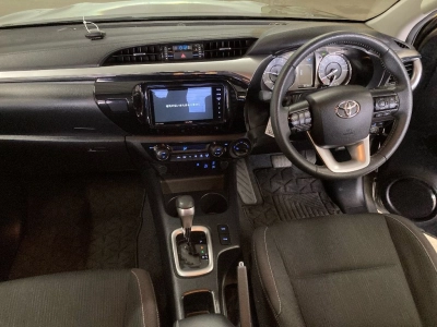 TOYOTA HILUX PICK UP