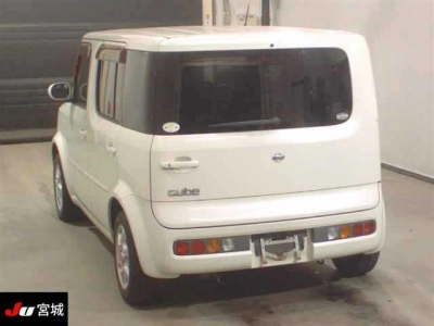 NISSAN CUBE