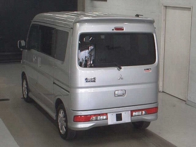 MITSUBISHI TOWN BOX